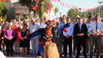 Yarımada Spor Oyunları 2022 büyük bir coşkuyla Çeşme’de başladı!