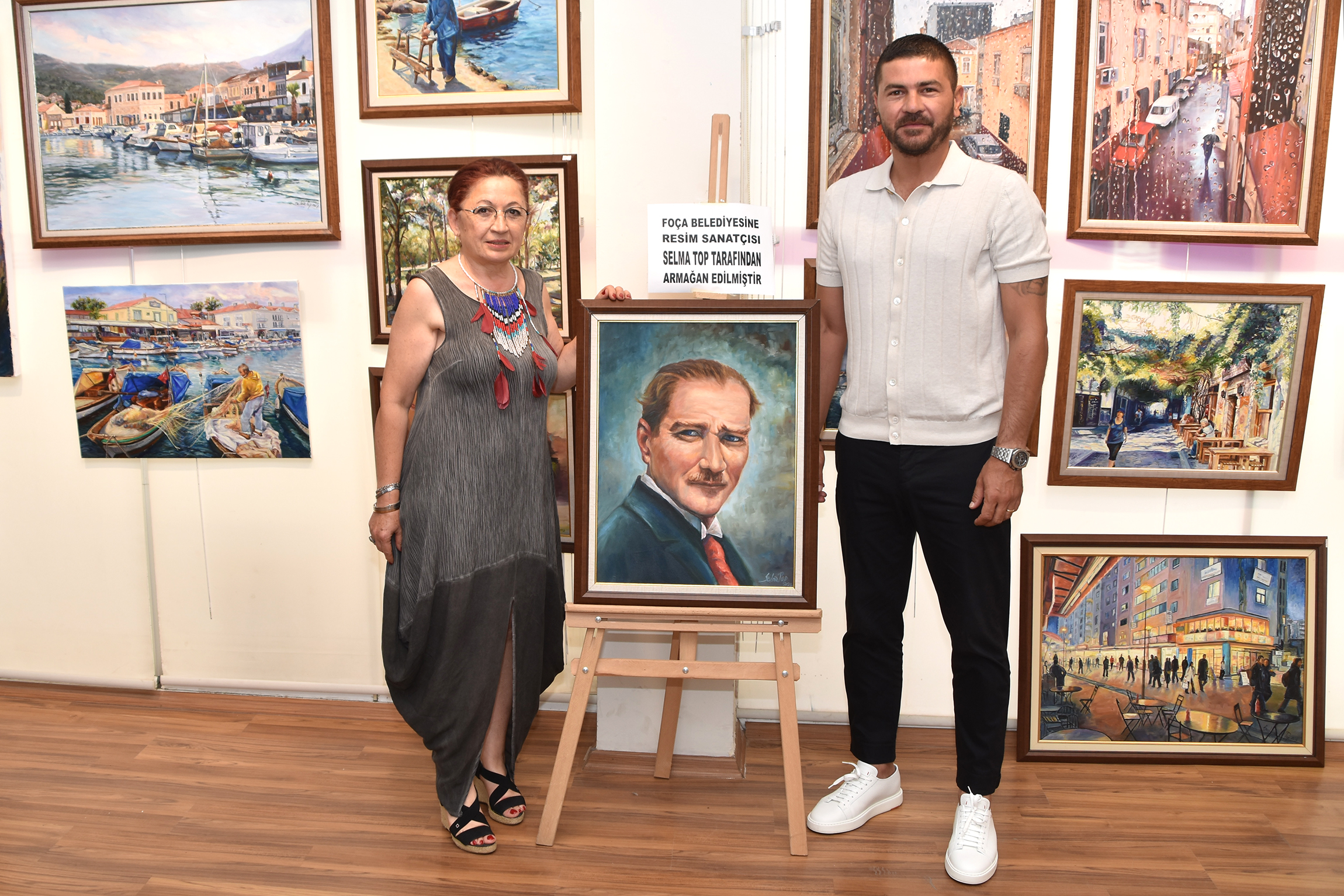 Foça yağlıboya resim sergisi.