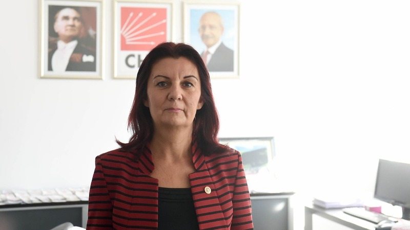 Lale Karabıyık’tan “Uzman Öğretmen-Baş Öğretmen” Açıklaması