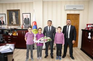 Öğrencilerden Çankırı Belediyesine İlköğretim Haftası Ziyareti