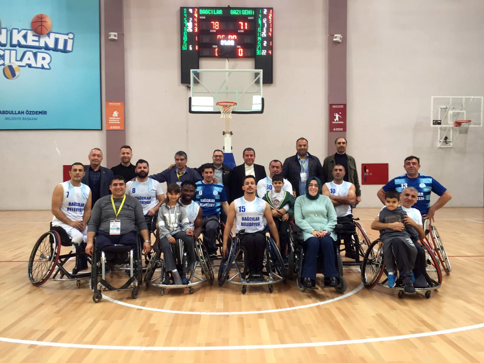 Mavi beyazlılar, Gazişehir Gaziantep’i farklı yendi3