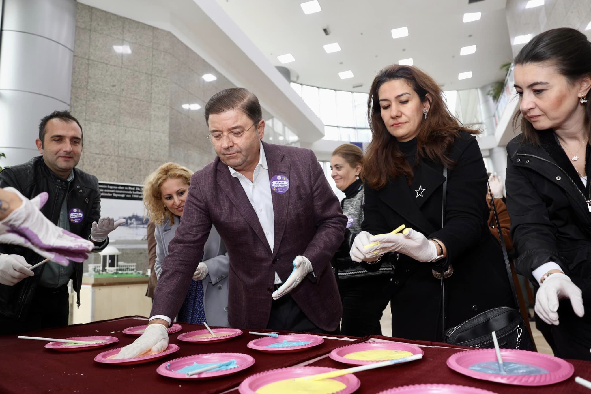 Sevgi şiddeti yener