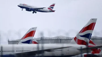 British Airways, yeni üniformalarına tesettür seçeneğini ekledi