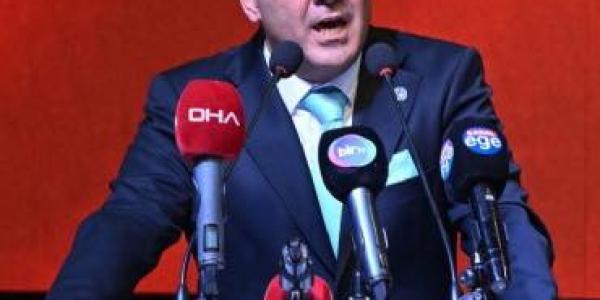 İYİ Parti İzmir İl Başkanı Sinan Bezircilioğlu basın açıklaması