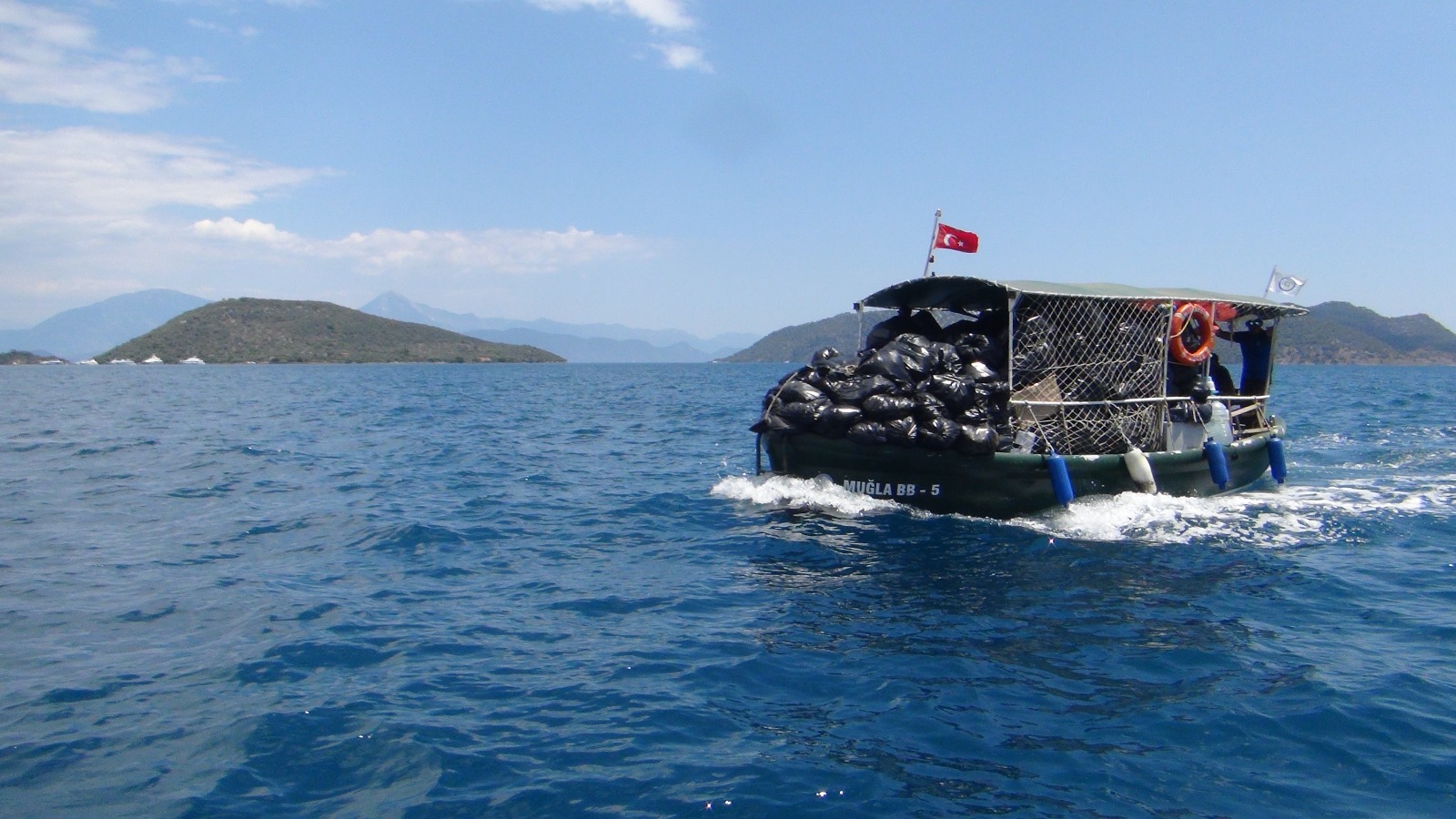 Atık Alım Tekneleri Sezona Hazırlanıyor