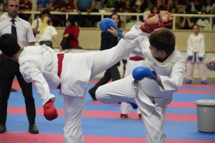 4. Uluslararası Karate Turnuvası Gemlik de düzenlendi.