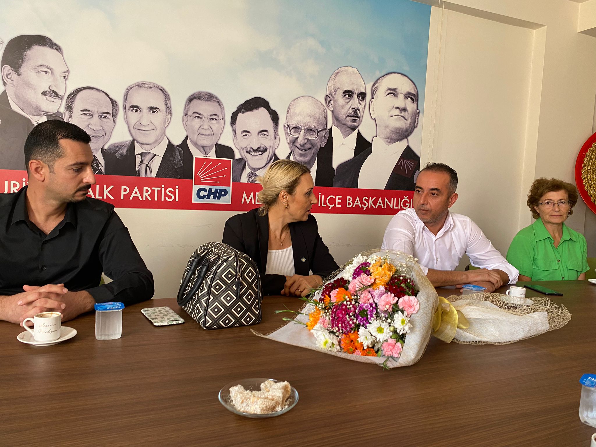 İYİ Parti Menderes ilçe teşkilatı çalışmalarına devam ediyor…