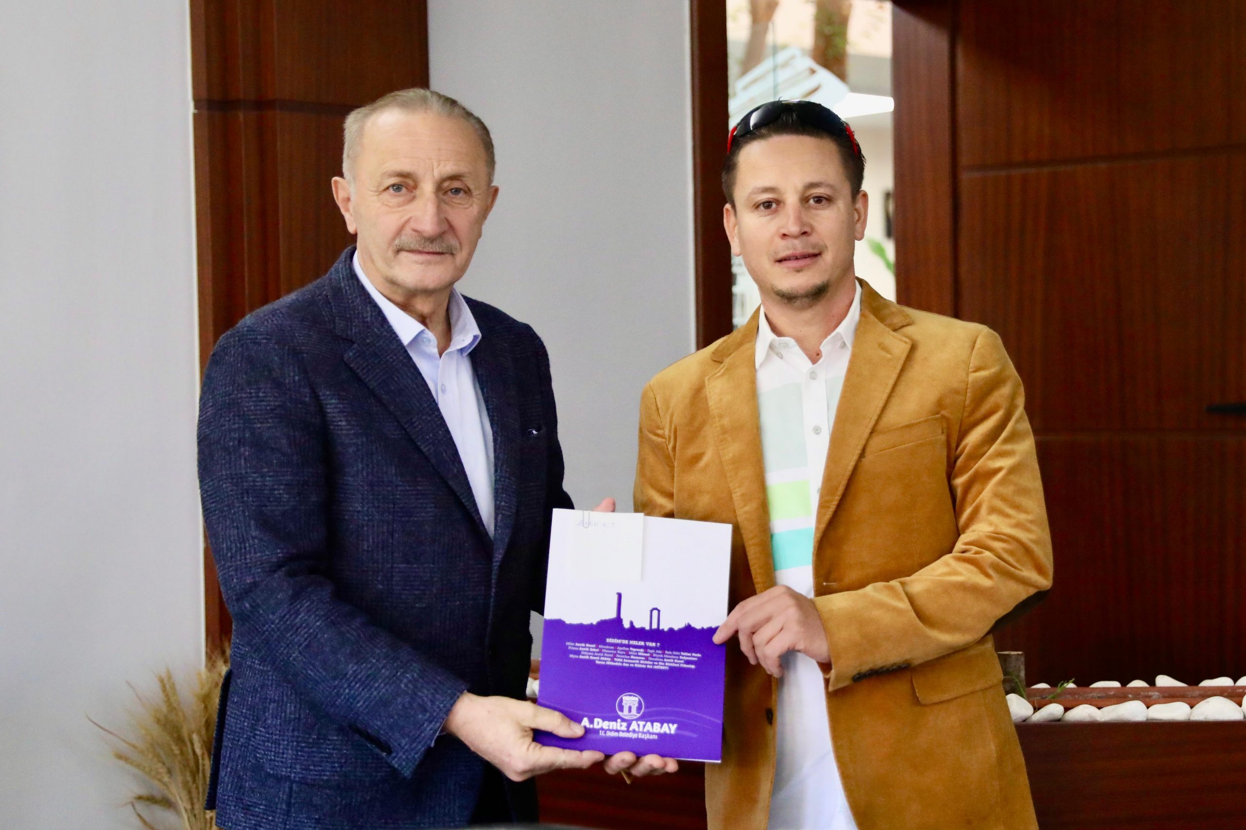   Didim Belediyesi ile yerli esnaf arasında indirim protokolü imzalandı.