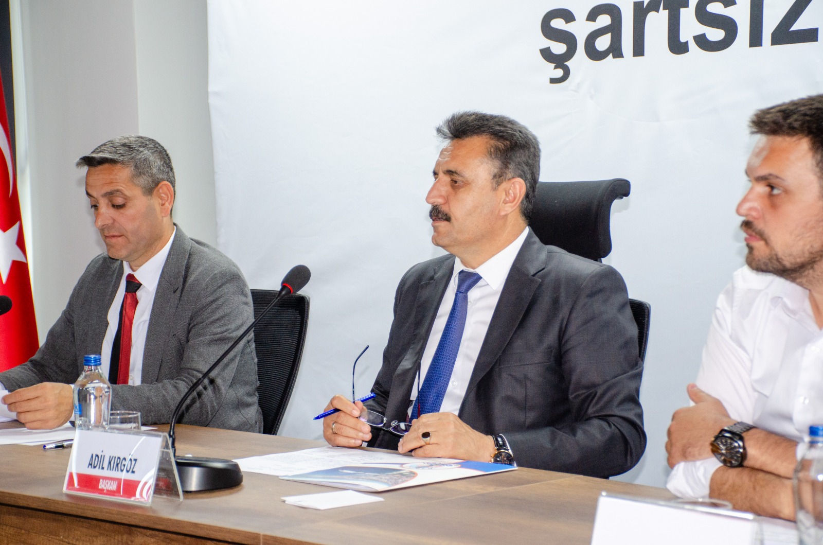 Dikili’de yeni dönemin ilk meclis toplantısı yapıldı