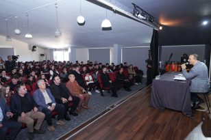 KOTAN’DAN GENÇLERE, “HAYALLERİNİZİN PEŞİNDEN KOŞUN”