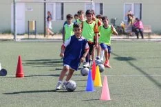 Buca’da yaz tatili futbolla renkleniyor3