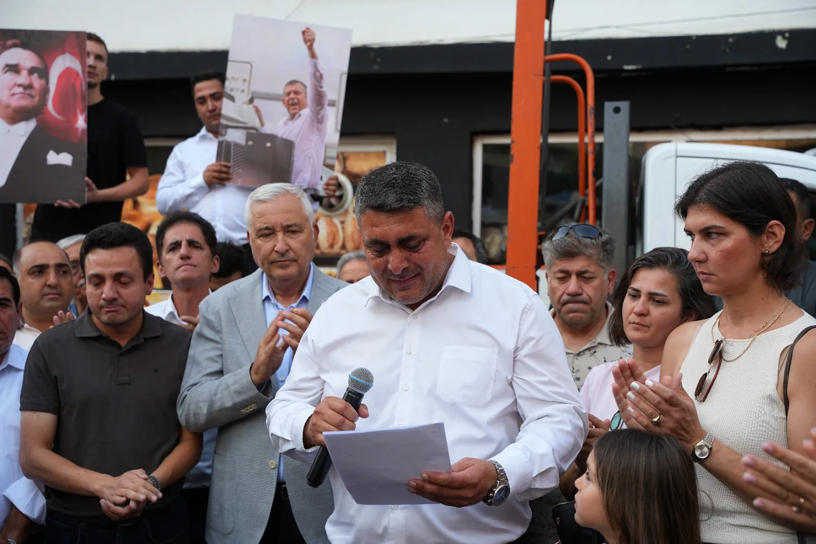 CHP KEMALPAŞA’DA TOPLU İSTİFA